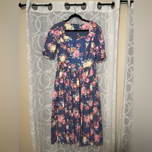 1980s Vintage Laura Ashley floral dress